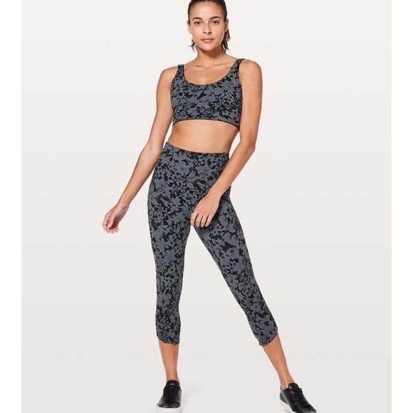 Lululemon All You Do Crop *19" Efflorescent Nebula 6 - Picture 8 of 8